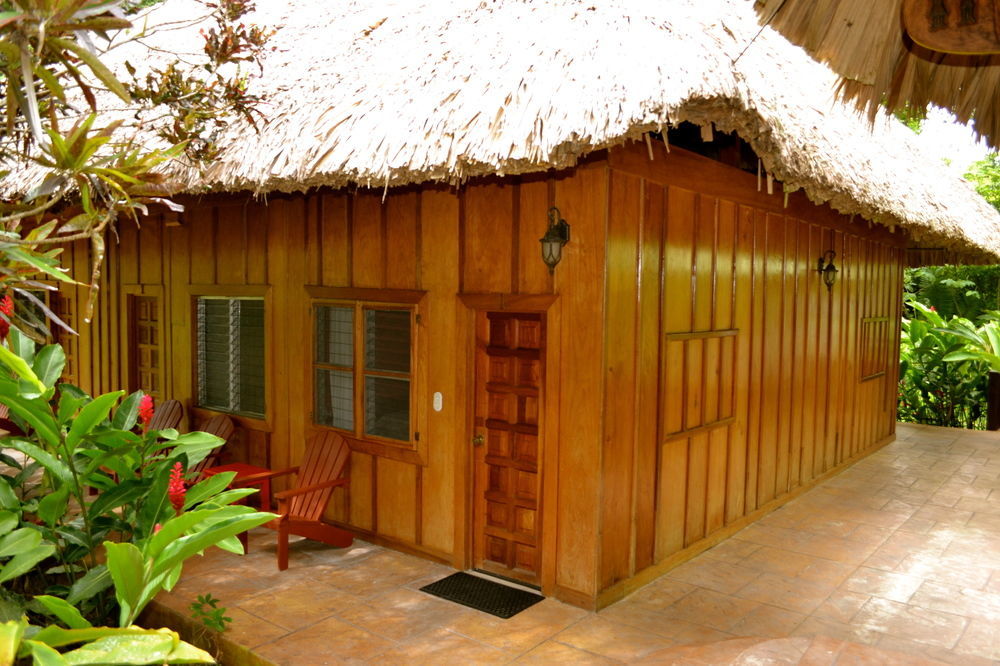 Hotel Jungle Lodge Tikal Exterior foto